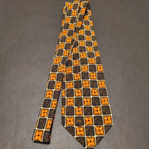 Valentino Multicolor Geometric Silk Tie - Picture 2 of 5